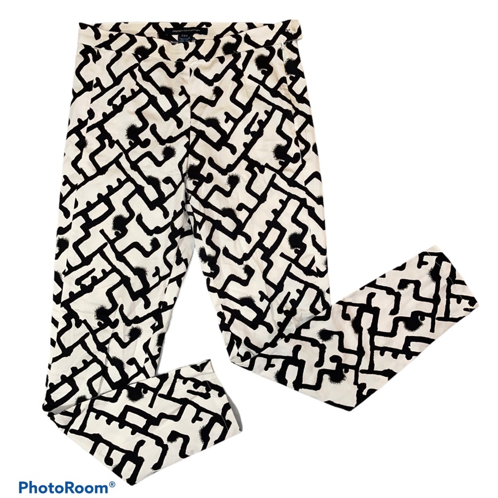 French Connection White W/ Black Print Ankle Pants